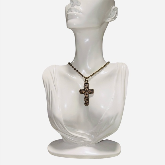 47-25 Preloved Vintage Reversible Two (2)-Way Cross Pendant Necklace - Picture 2 of 5